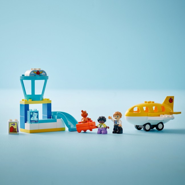 LEGO DUPLO TOWN ΠΡΩΤΗ ΦΟΡΑ ΣΤΟ ΑΕΡΟΔΡΟΜΙΟ LEGO DUPLO TOWN ΠΡΩΤΗ ΦΟΡΑ ΣΤΟ ΑΕΡΟΔΡΟΜΙΟ