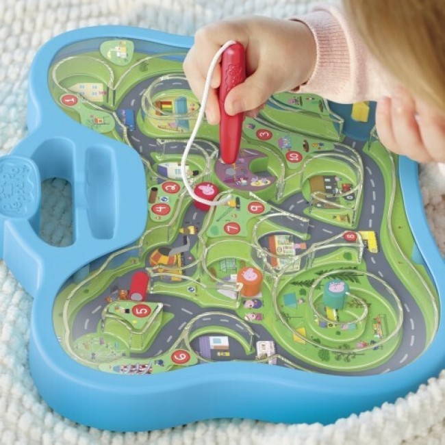 PEPPA PIG PEPPAS TOWN TOUR MAZE PEPPA PIG PEPPAS TOWN TOUR MAZE
