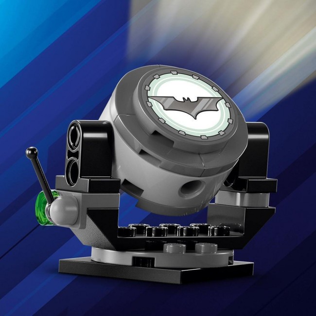 LEGO DC BATMAN TUMBLER VS TWO FACE AND THE JOKE LEGO DC BATMAN TUMBLER VS TWO FACE AND THE JOKE