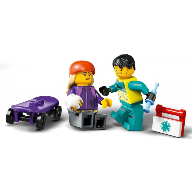LEGO CITY EMERGENCY AMBULANCE LEGO CITY EMERGENCY AMBULANCE
