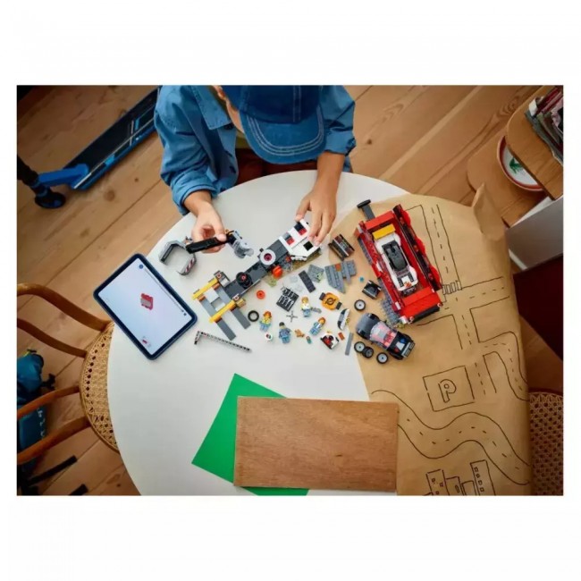 LEGO CITY SCRAPYARD WITH CARS LEGO CITY SCRAPYARD WITH CARS