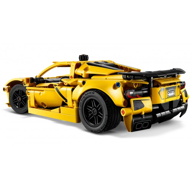 LEGO TECHNIC CHEVROLET CORVETTE STINGRAY (42205)