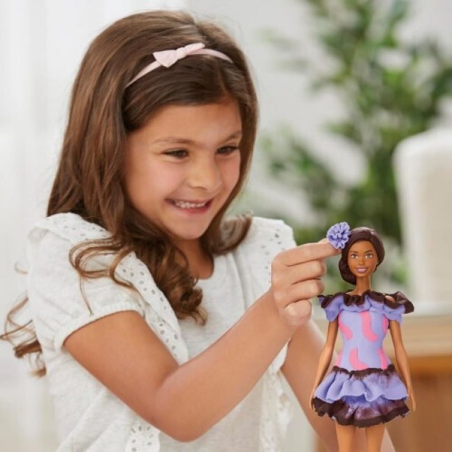 PLAY DOH BARBIE SET PLASTELINA BARBIE FASHIONISTA RUFFLES CLOTHING CREATIONS