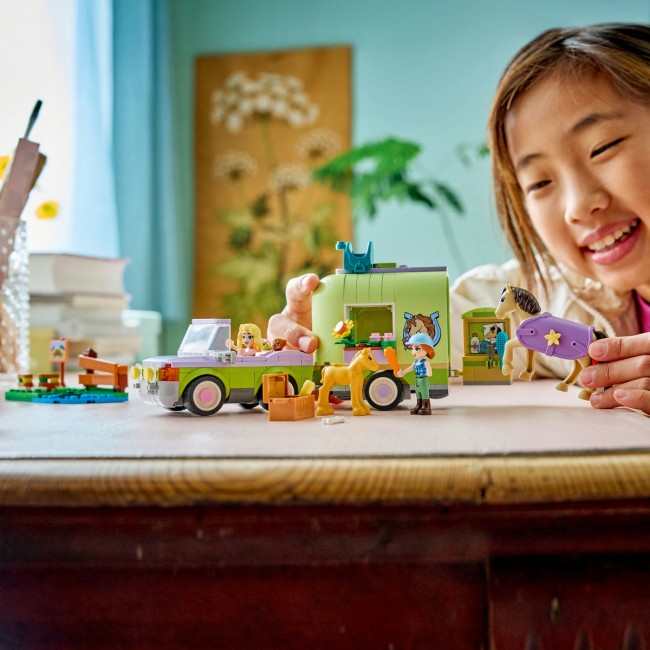 LEGO FRIENDS ΤΡΕΙΛΕΡ ΓΙΑ ʼΛΟΓΟ & ΠΟΥΛΑΡΑΚΙ (42695) LEGO FRIENDS ΤΡΕΙΛΕΡ ΓΙΑ ʼΛΟΓΟ & ΠΟΥΛΑΡΑΚΙ (42695)