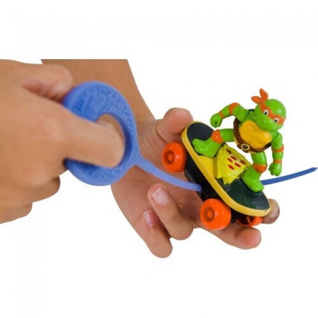 TMNT MOVIE NINJA TURTLES SKATE ΜΕ ΜΙΝΙ ΦΙΓΟΥΡΑ (4 ΣΧΕΔΙΑ) TMNT MOVIE NINJA TURTLES SKATE ΜΕ ΜΙΝΙ ΦΙΓΟΥΡΑ (4 ΣΧΕΔΙΑ)