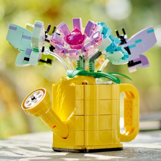 LEGO  CREATOR ΛΟΥΛΟΥΔΙΑ ΣΕ ΠΟΤΙΣΤΗΡΙ