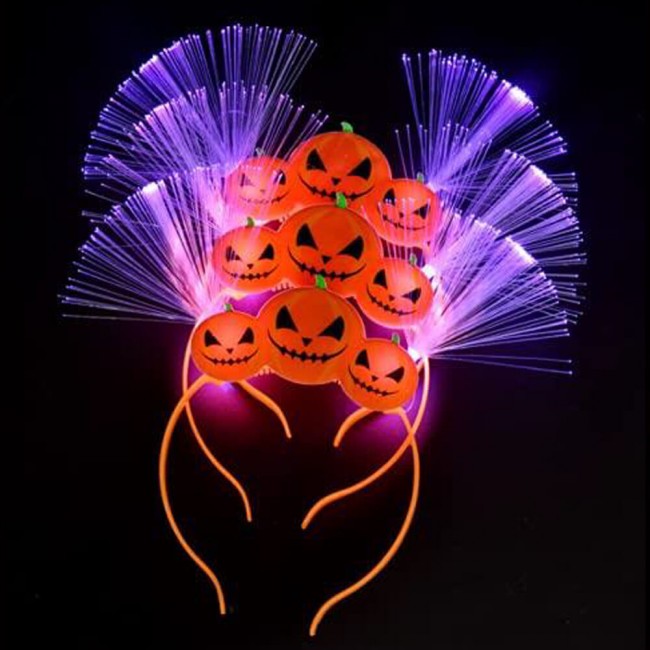 ΑΠΟΚΡΙΑΤΙΚΗ ΣΤΕΚΑ HALLOWEEN ΜΕ ΚΟΛΟΚΥΘΕΣ ΚΑΙ ΦΩΣ
