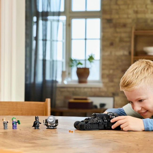 LEGO DC BATMAN TUMBLER VS TWO FACE AND THE JOKE LEGO DC BATMAN TUMBLER VS TWO FACE AND THE JOKE
