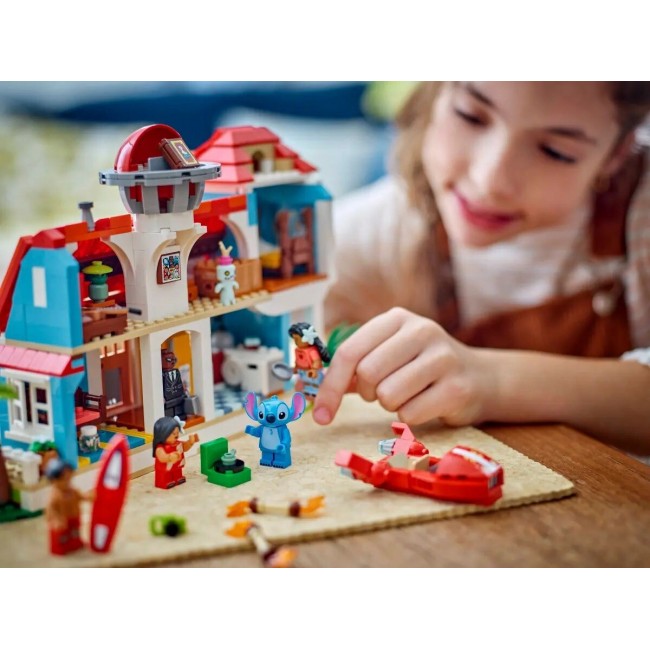 LEGO DISNEY - LILO AND STITCH BEACH HOUSE (43268) LEGO DISNEY - LILO AND STITCH BEACH HOUSE (43268)