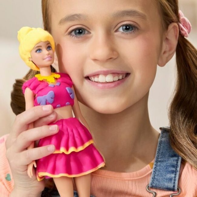 PLAY DOH BARBIE SET WINGS AND BOWS WITH DOLL INCLUDED PLAY DOH BARBIE SET WINGS AND BOWS WITH DOLL INCLUDED