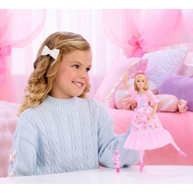 BARBIE ΚΑΡΥΟΘΡΑΥΣΤΗΣ CLARA JLW51 BARBIE ΚΑΡΥΟΘΡΑΥΣΤΗΣ CLARA JLW51
