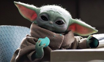 «Baby Yoda» : Το πλασματάκι του Star Wars που προκαλεί φρενίτιδα