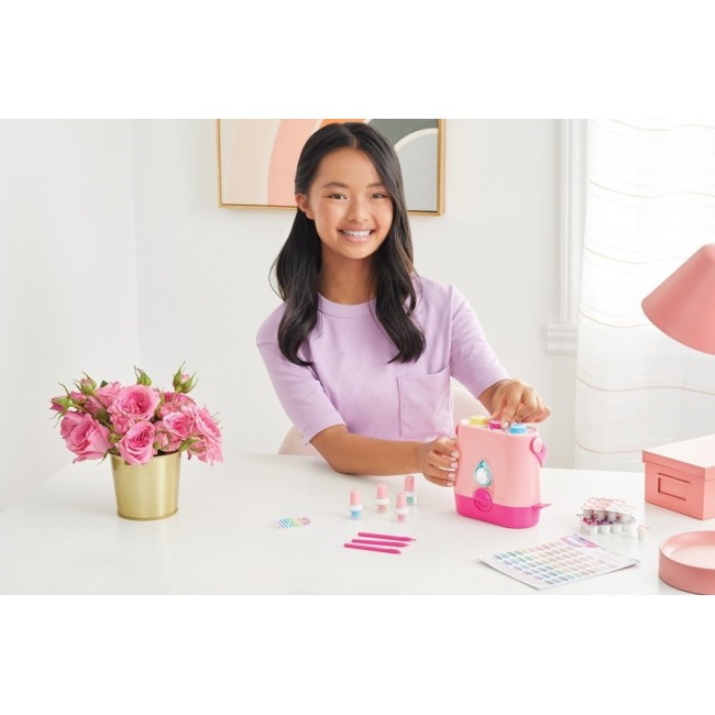 MAKE IT REAL COLOR FUSION NAIL POLISH MAKER