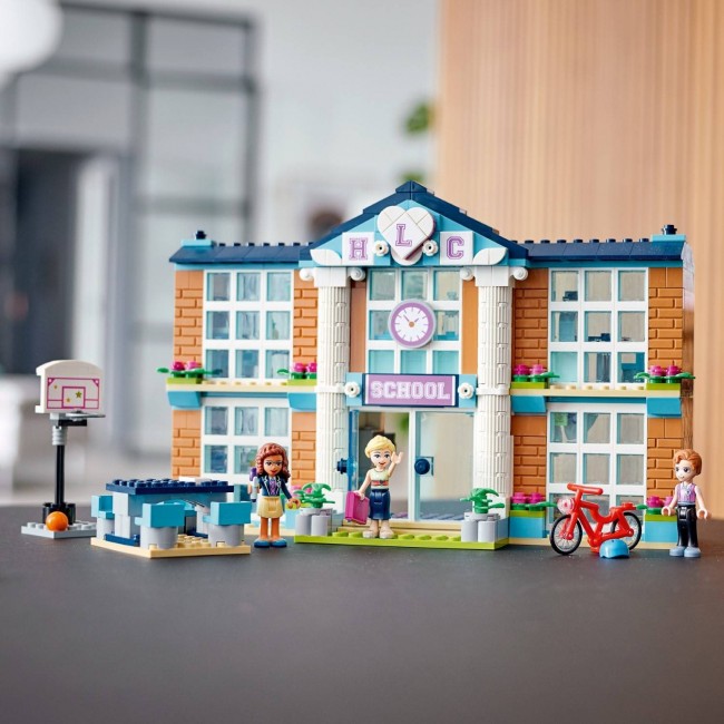 LEGO FRIENDS HEARTLAKE CITY SCHOOL