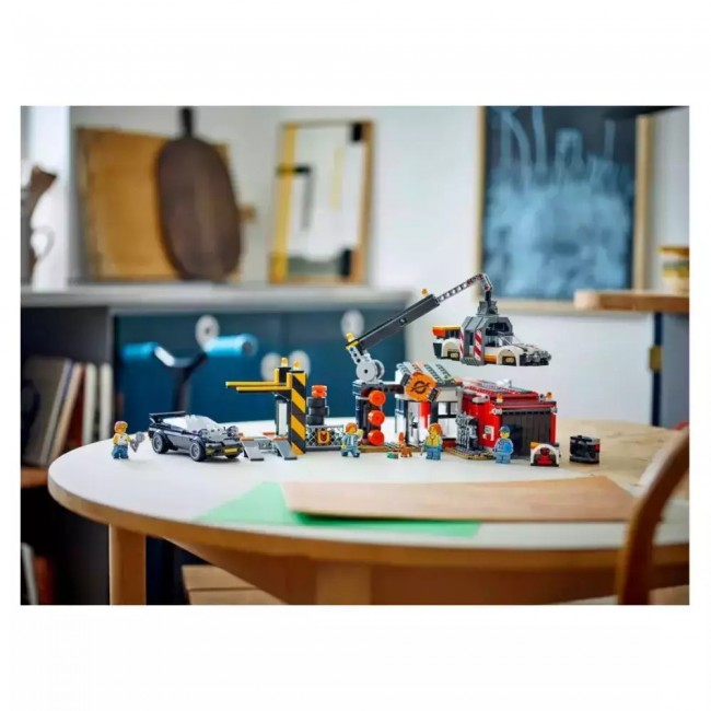 LEGO CITY SCRAPYARD WITH CARS LEGO CITY SCRAPYARD WITH CARS