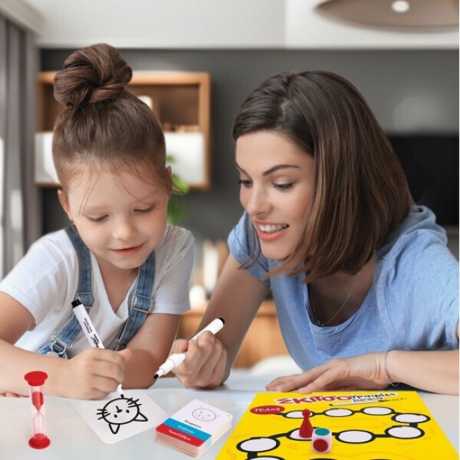 ΕΠΙΤΡΑΠΕΖΙΟ ΠΑΙΧΝΙΔΙ ΣΚΙΤΣΟΓΡΑΦΙΕΣ JUNIOR ΓΙΑ 5+ ΧΡΟΝΩΝ ΚΑΙ 3+ ΠΑΙΚΤΕΣ (1040-25503) ΕΠΙΤΡΑΠΕΖΙΟ ΠΑΙΧΝΙΔΙ ΣΚΙΤΣΟΓΡΑΦΙΕΣ JUNIOR ΓΙΑ 5+ ΧΡΟΝΩΝ ΚΑΙ 3+ ΠΑΙΚΤΕΣ (1040-25503)