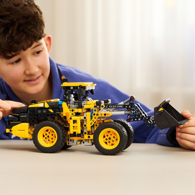 LEGO TECHNIC ΦΟΡΤΩΤΗΣ VOLVO L120 ELECTRIC (42209) LEGO TECHNIC ΦΟΡΤΩΤΗΣ VOLVO L120 ELECTRIC (42209)