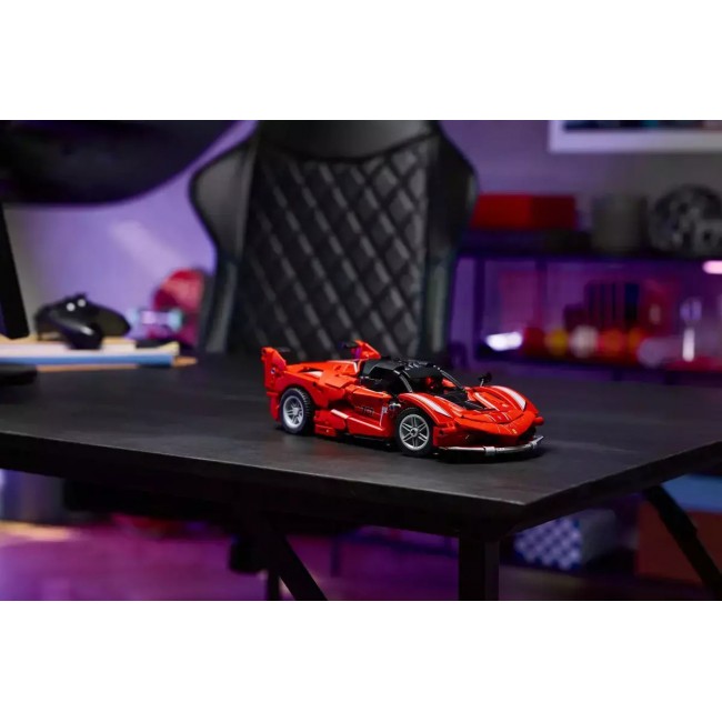 LEGO TECHNIC FERRARI FXX K (42212) LEGO TECHNIC FERRARI FXX K (42212)