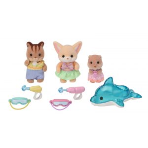 SYLVANIAN FAMILIES: ΦΙΛΑΡΑΚΙΑ ΒΡΕΦΟΝΗΠΙΑΚΟΥ ΣΤΑΘΜΟΥ - Η ΠΑΡΕΑ ΤΩΝ ΤΡΙΩΝ ΔΙΑΣΚΕΔΑΖΕΙ ΣΤΗΝ ΠΙΣΙΝΑ (5749) SYLVANIAN FAMILIES: ΦΙΛΑΡΑΚΙΑ ΒΡΕΦΟΝΗΠΙΑΚΟΥ ΣΤΑΘΜΟΥ - Η ΠΑΡΕΑ ΤΩΝ ΤΡΙΩΝ ΔΙΑΣΚΕΔΑΖΕΙ ΣΤΗΝ ΠΙΣΙΝΑ (5749)